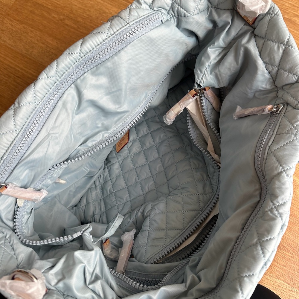NWT 😍🩵 MZ Wallace Quilted Ice Blue Tote Bag - Medium - Picture 7 of 10